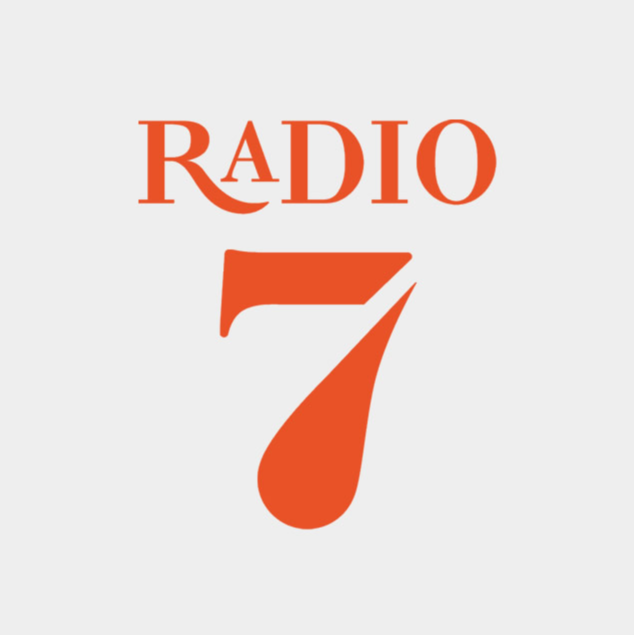 100.7 фм. Радио 7 на семи холмах Белгород. Радио 7 логотип. Лого радиостанции на 7 холмах. Радио на семи холмах лого.